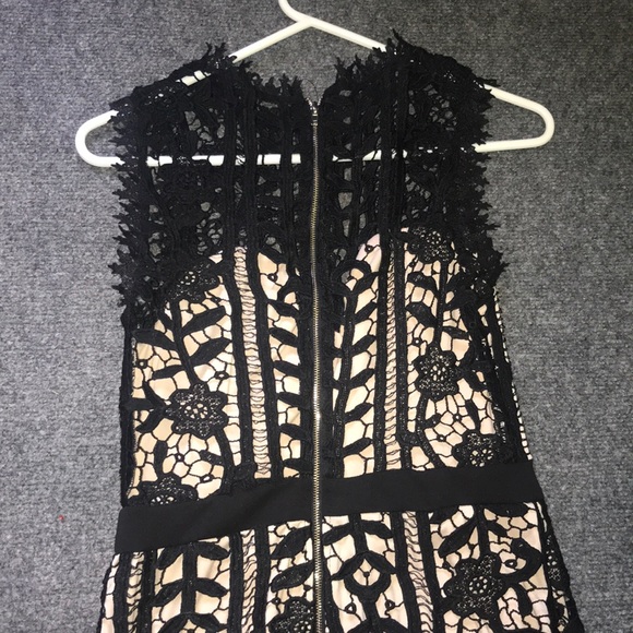 It’s very very beautiful black dress - Picture 5 of 7